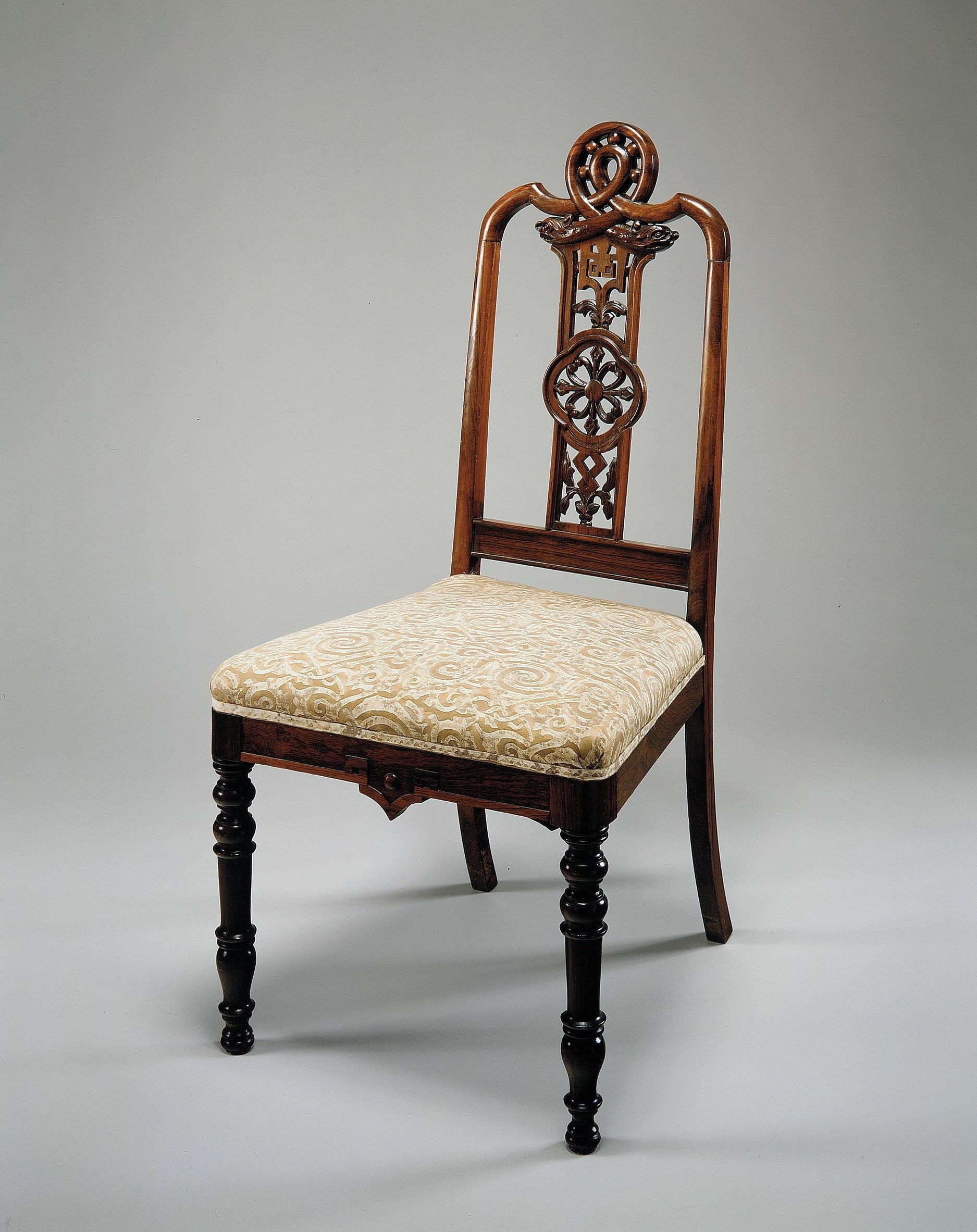 Chair for Cellists