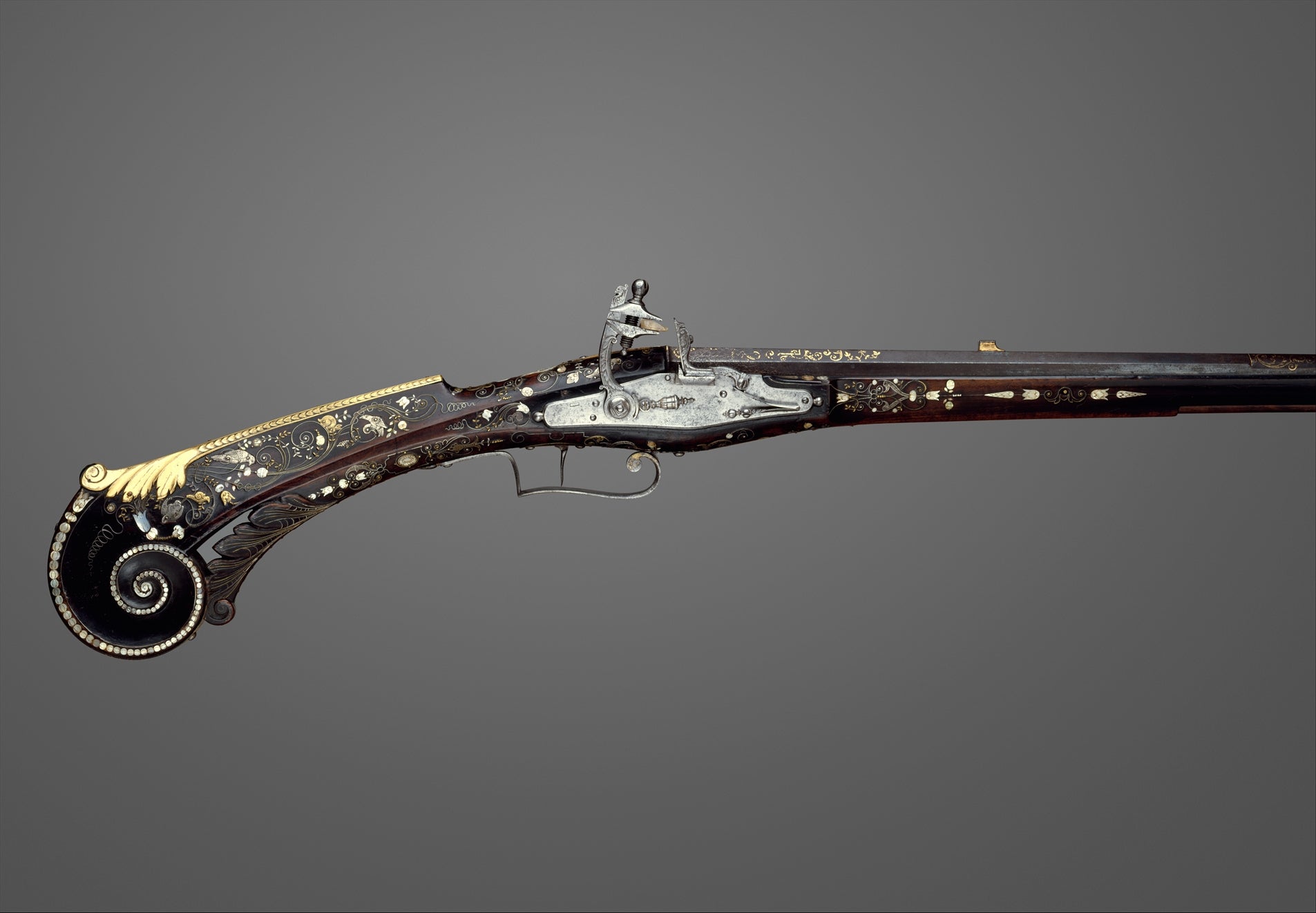 Gun