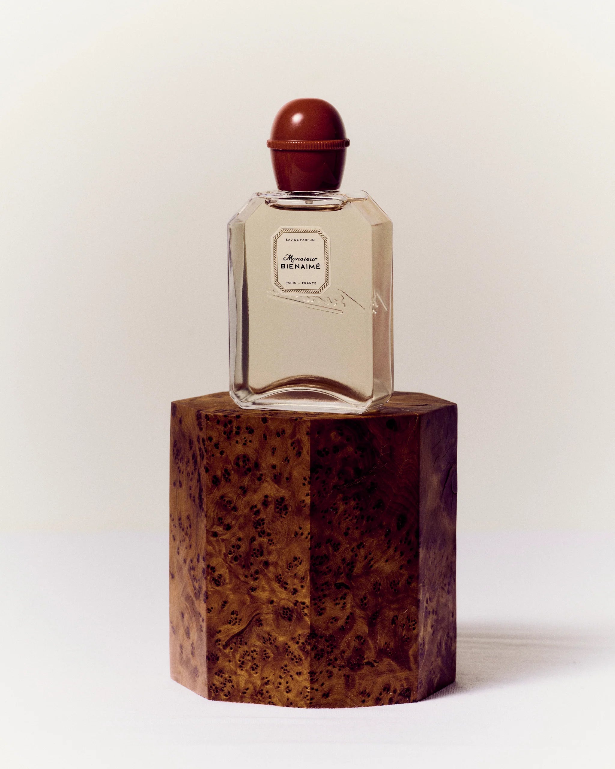 Bienaimé, Monsieur Perfume