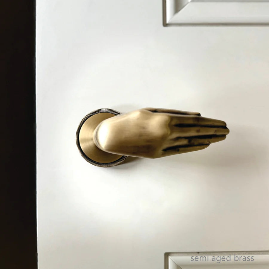 Philip Watts, Artemis door handle