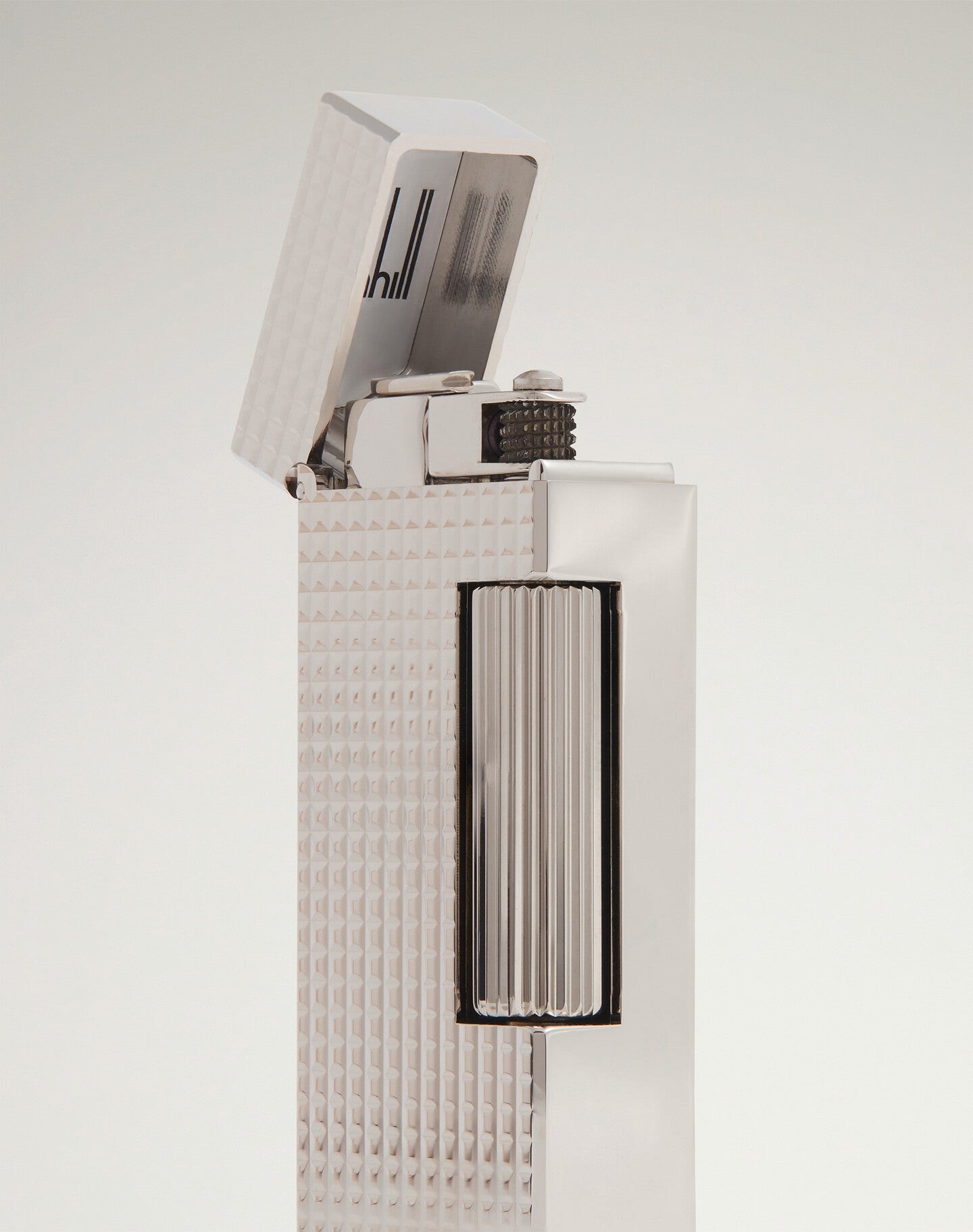 Dunhill, Hobnail Rollagas Lighter