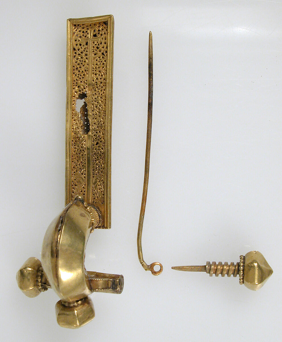 Brooch